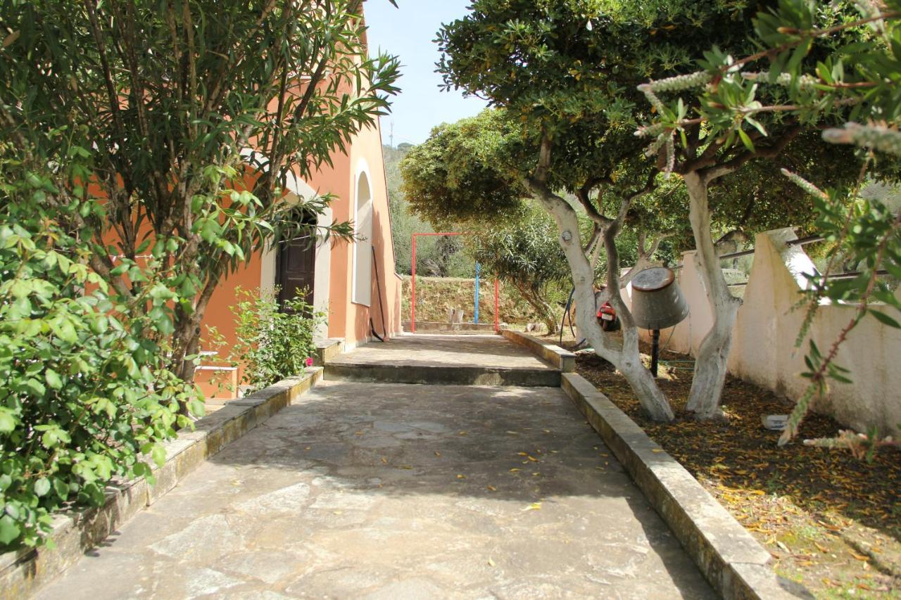 Apartamento Wilson & Andrew House - Wanderlust Avliótes Exterior foto
